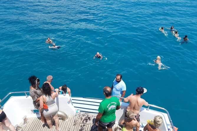 90-Minutes Glass Bottom Trip With Quick Dip - Stop three: reefs, sea grass, and a chance to see turtles