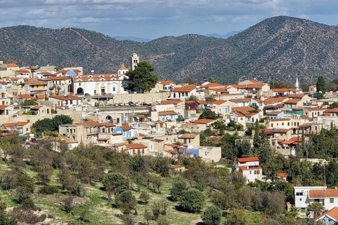 A day trip to the heart of lacework LEFKARA VILLAGE and NICOSIA - Buyuk Han, the best atmospheric stop
