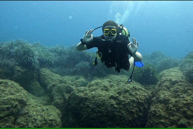 Discover SCUBA Diving with Pissouri Bay Divers - Starting with paperwork and basic theory