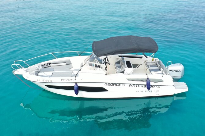 Exclusive line 225hp, self drive boat Karnic SL701 8.0m - Cruising toward the Akamas Peninsula