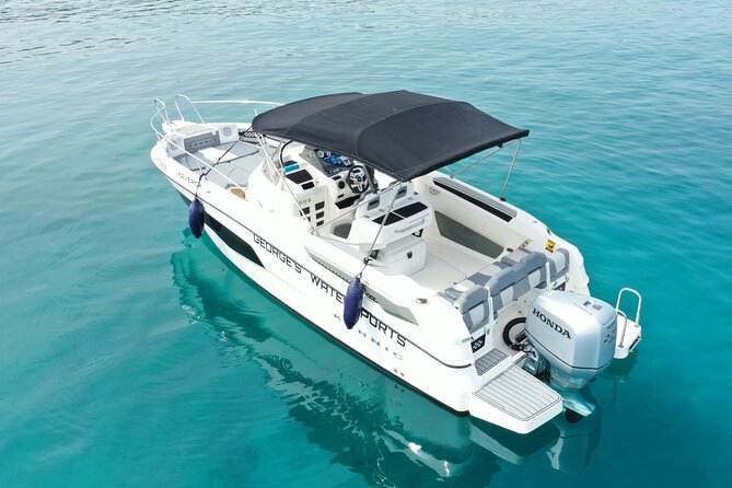 Exclusive line 225hp, self drive boat Karnic SL701 8.0m - Safety equipment and the all-important briefing