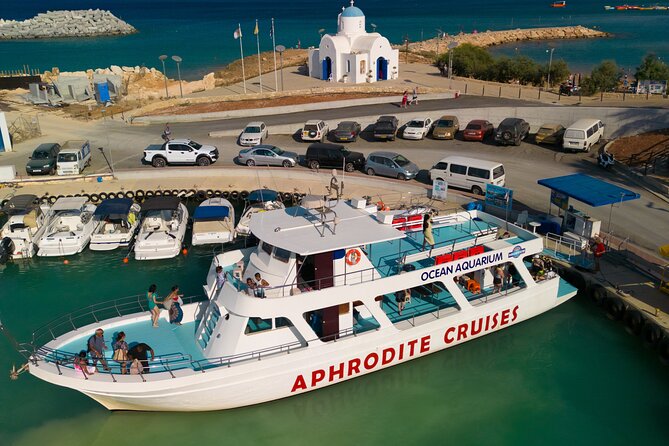 From Protaras: Turtle Cove & Blue Lagoon Cruise - The natural bridge and the changing coast