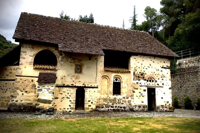Full Day Tour in Troodos Mountains: Villages & Waterfalls - Troodos geology and high mountain air