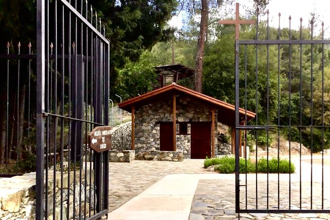 Full Day Tour in Troodos Mountains: Villages & Waterfalls - Ktima Gerolemo and Cyprus wine