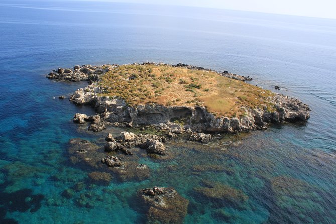 Luxury Eden 18 Private Self-drive boat hire to Blue Lagoon & more - Is $217.77 good value for six people?