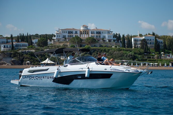 Luxury Private Charter on a Karnic SL800 to Blue Lagoon & more... - The Karnic SL800: speed with a private feel