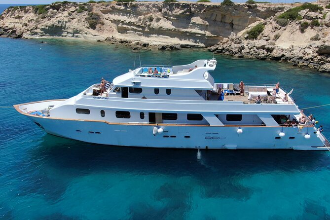 Ocean Flyer VIP Cruise from Paphos Adults Only - What the adults-only setting changes