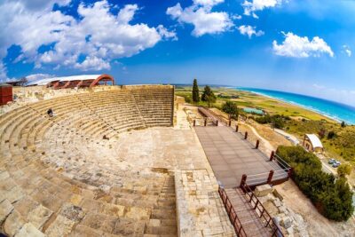 Pafos and Kourion Coach Excursion in Italian