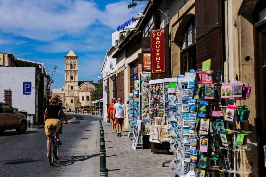 Paphos: Larnaca & Divided Nicosia Sightseeing Tour - Crossing the Green Line in Nicosia