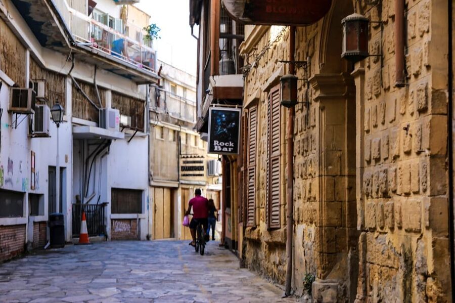 Paphos: Larnaca & Divided Nicosia Sightseeing Tour - Who should take this tour?