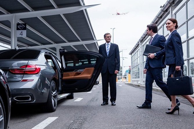 Private Transfer from Larnaca Airport to Nicosia - Key points at a glance