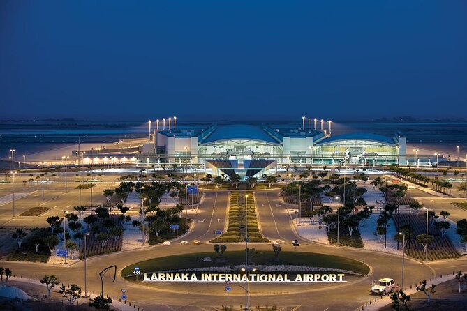 Private Transfer from Larnaca Airport to Nicosia - The 40 to 45 minute ride to Nicosia