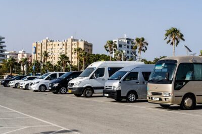 Private Transfer: Larnaca Airport to Larnaca District 1-14 pax