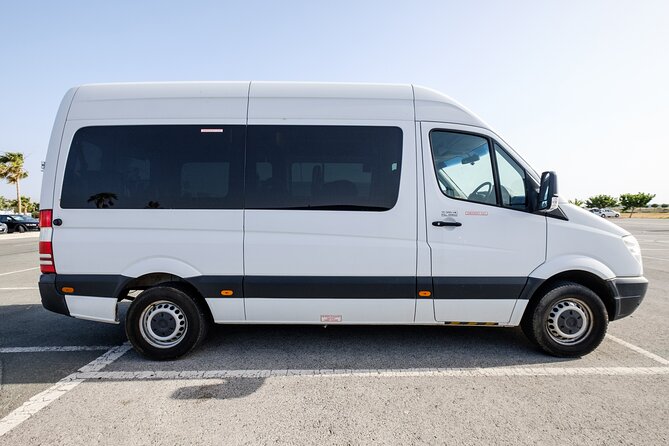 Private Transfer: Larnaca Airport to Limassol City 1-14 pax - Finding the driver in the arrival hall