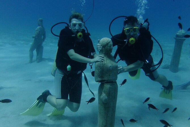 SCUBA DIVING first time experience - Why the small group size improves the experience
