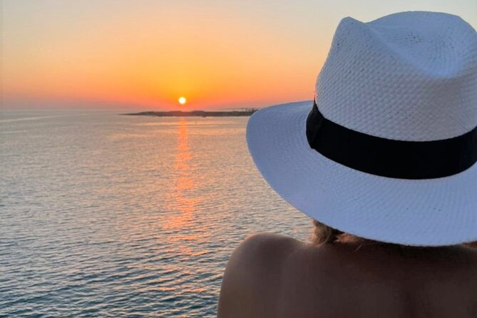 Wave Dancer Sunset BBQ Cruise - Key points at a glance